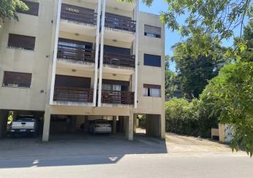 Venta Departamento Pinamar 3 ambientes 2 baños c/cochera L/G