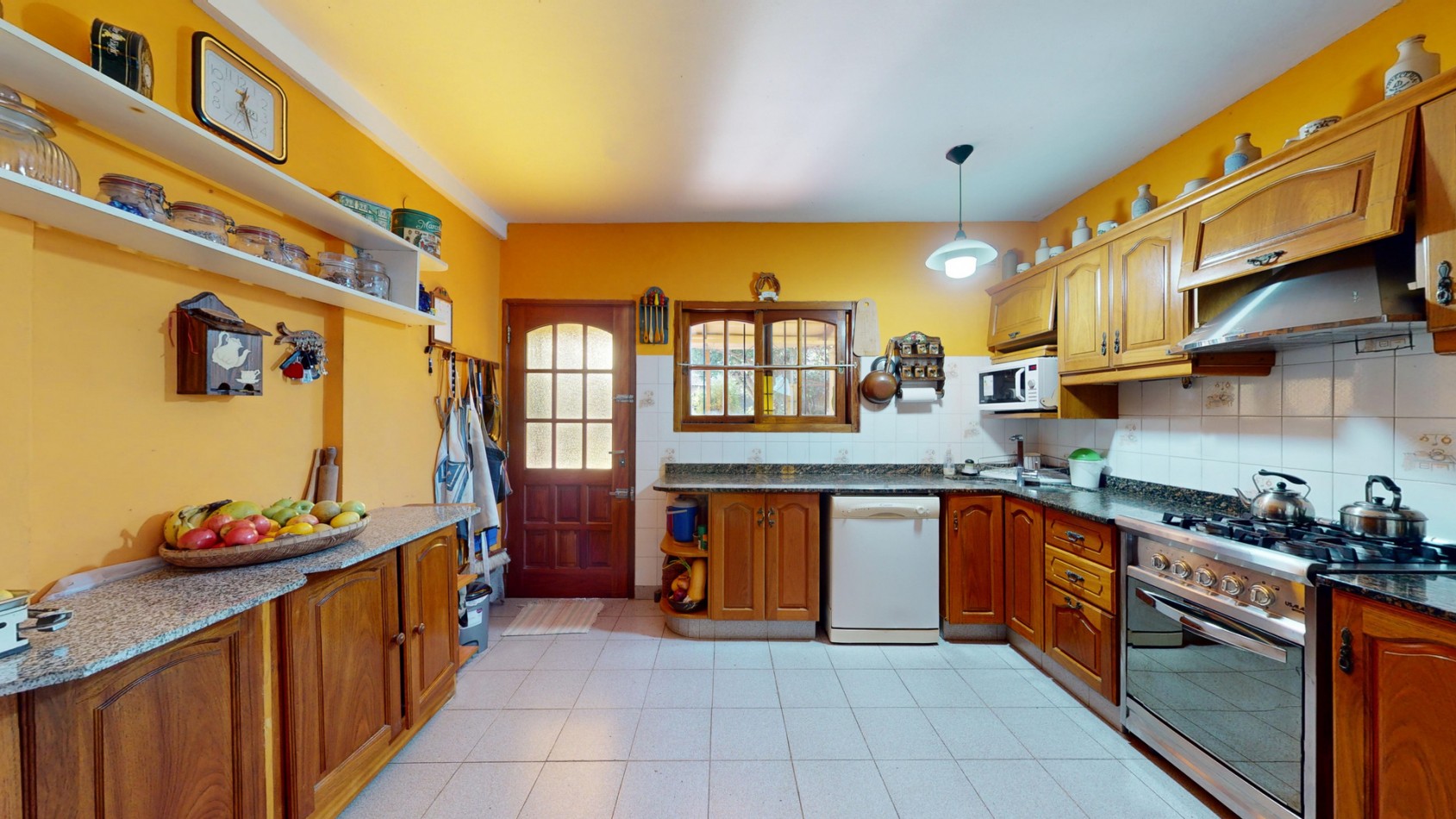 Hermosa Casa a la Venta en el mejor Barrio de City Bell