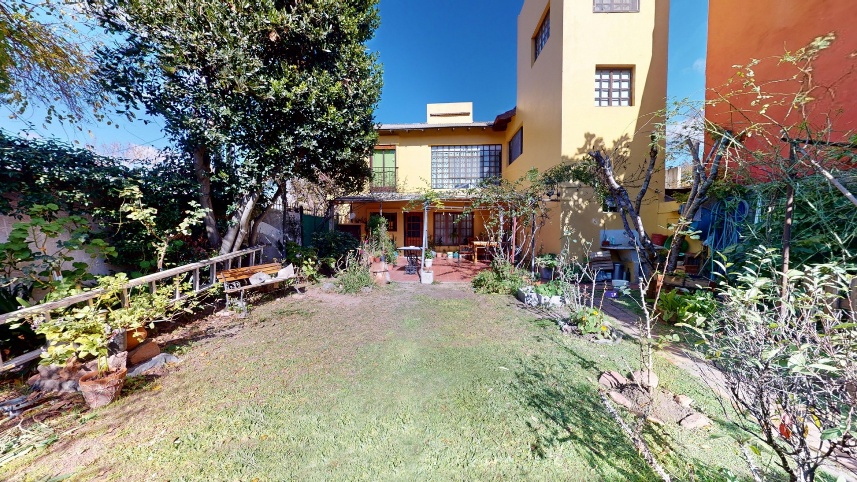 Hermosa Casa a la Venta en el mejor Barrio de City Bell