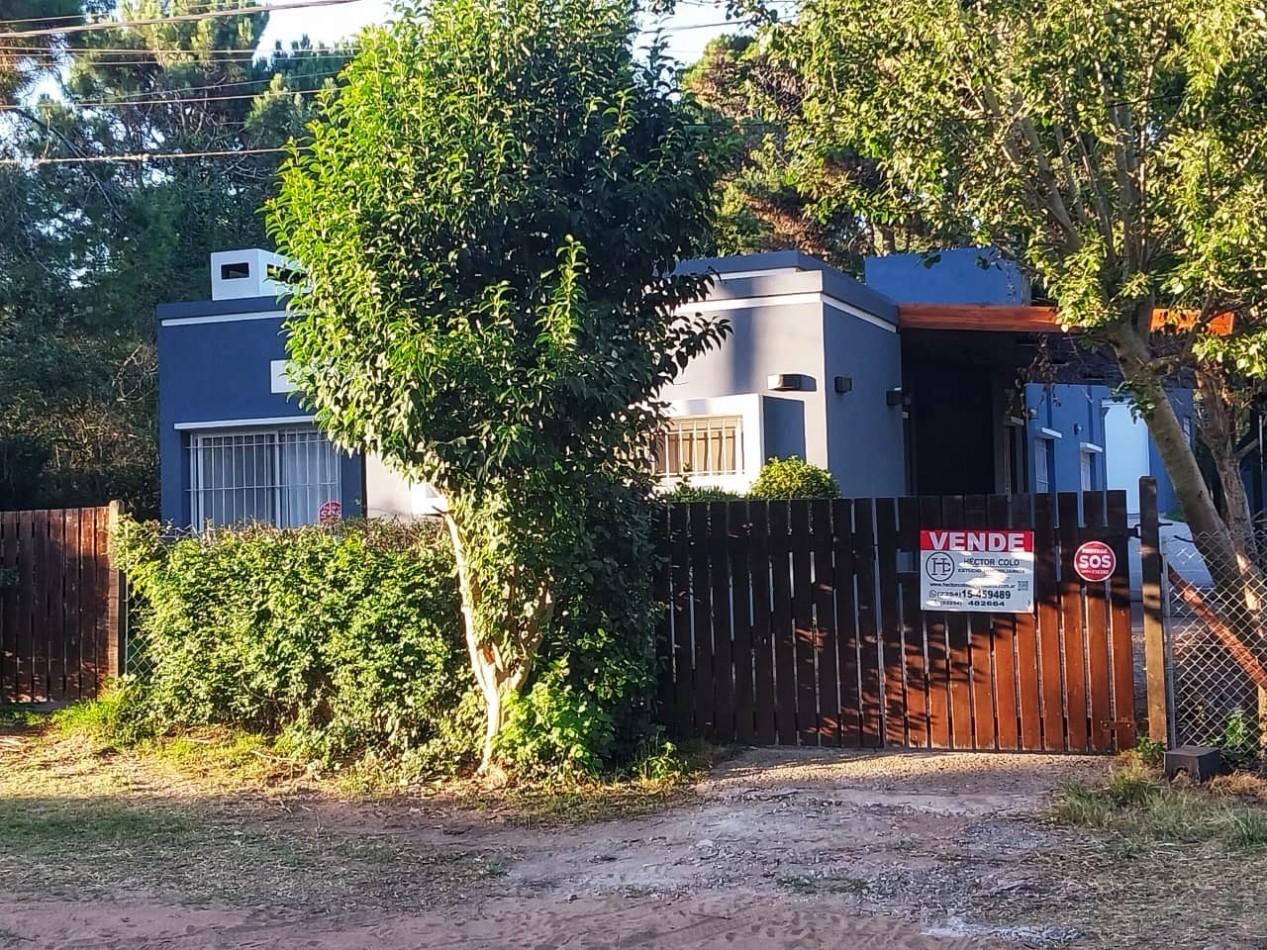 Venta de casa estilo moderno en Valeria del Mar