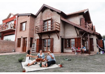 Hostel en Quequen a pasos del mar