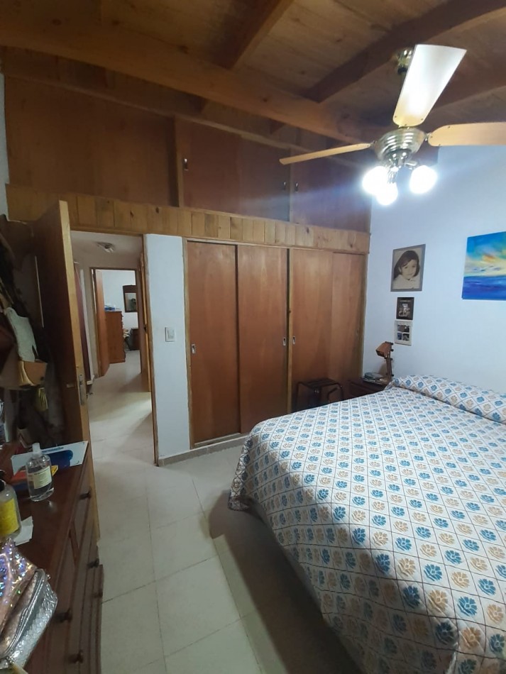 Hermoso Chalet en barrio "La Carmencita" 