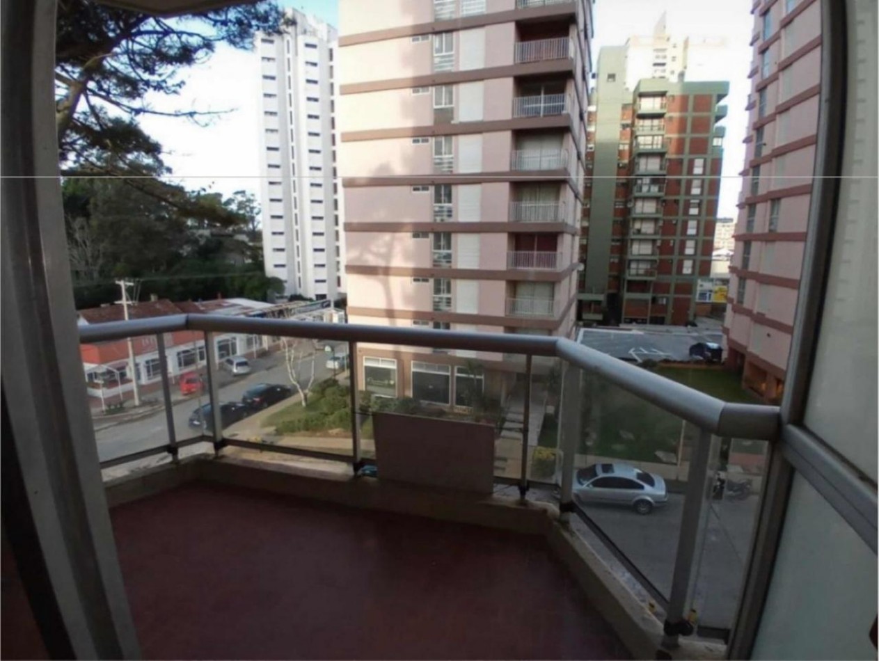 DEPARTAMENTO 3 AMB C/COCHERA PLENO CENTRO DE PINAMAR