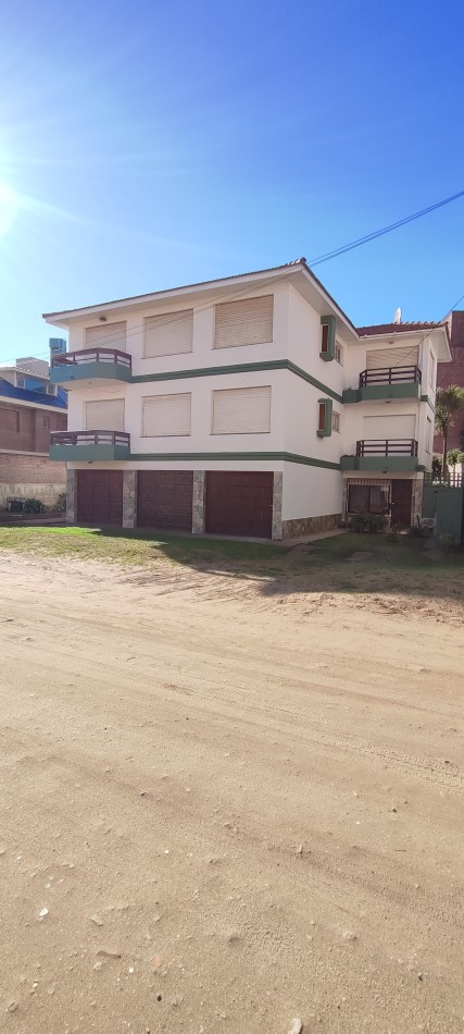 DEPARTAMENTO 2 AMBIENTES - ZONA CENTRO - PASEO 119 ENTRE AVENIDAS 1 Y 2 OPORTUNIDAD