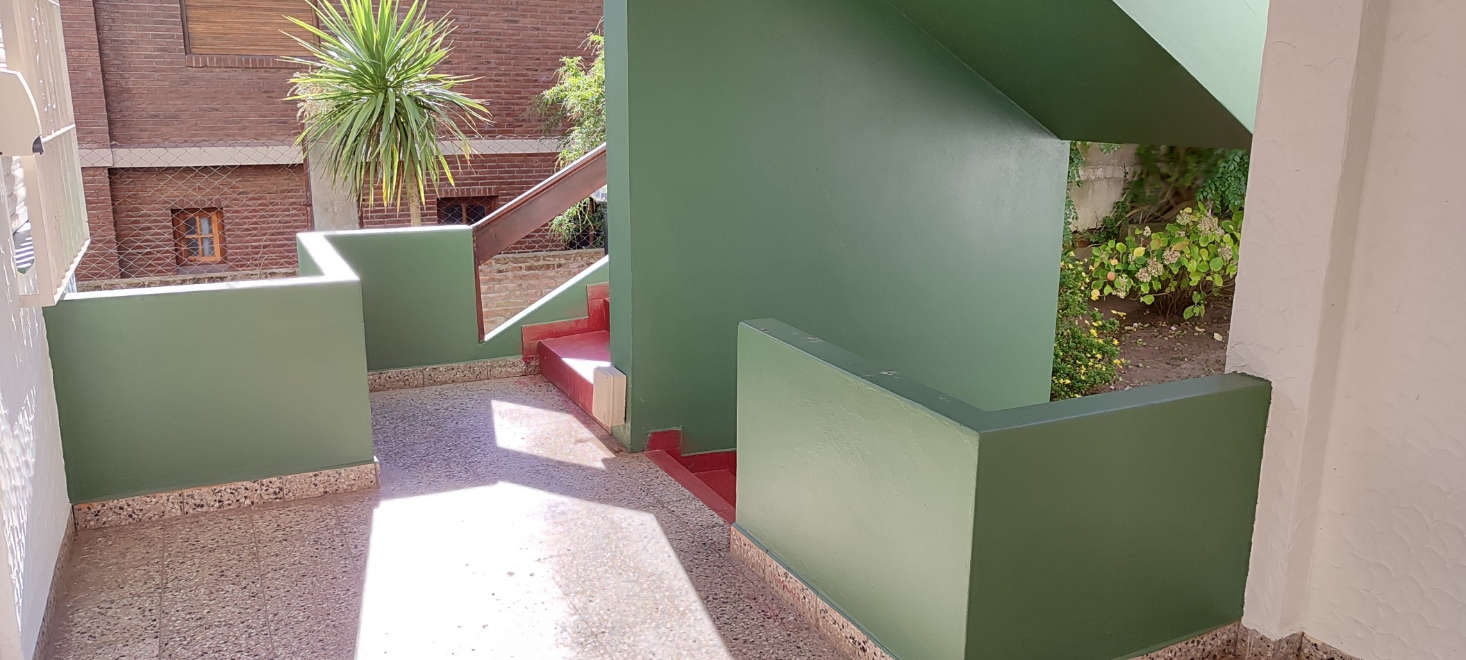 DEPARTAMENTO 2 AMBIENTES - ZONA CENTRO - PASEO 119 ENTRE AVENIDAS 1 Y 2 OPORTUNIDAD