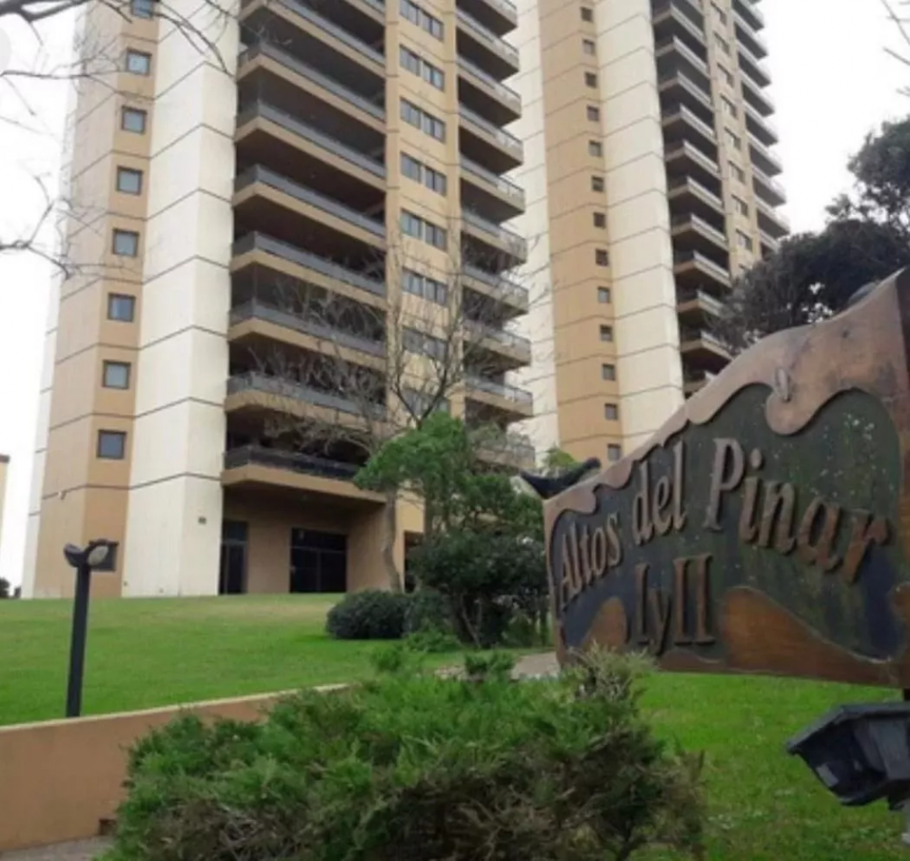 Exclusivo Semi piso 4 Ambientes con cochera doble - Zona Norte 