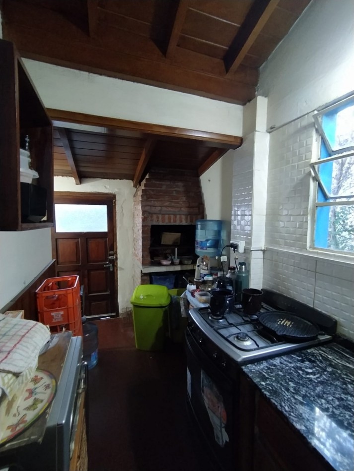 Casa en VENTA en zona residencial a refaccionar - Apta Credito