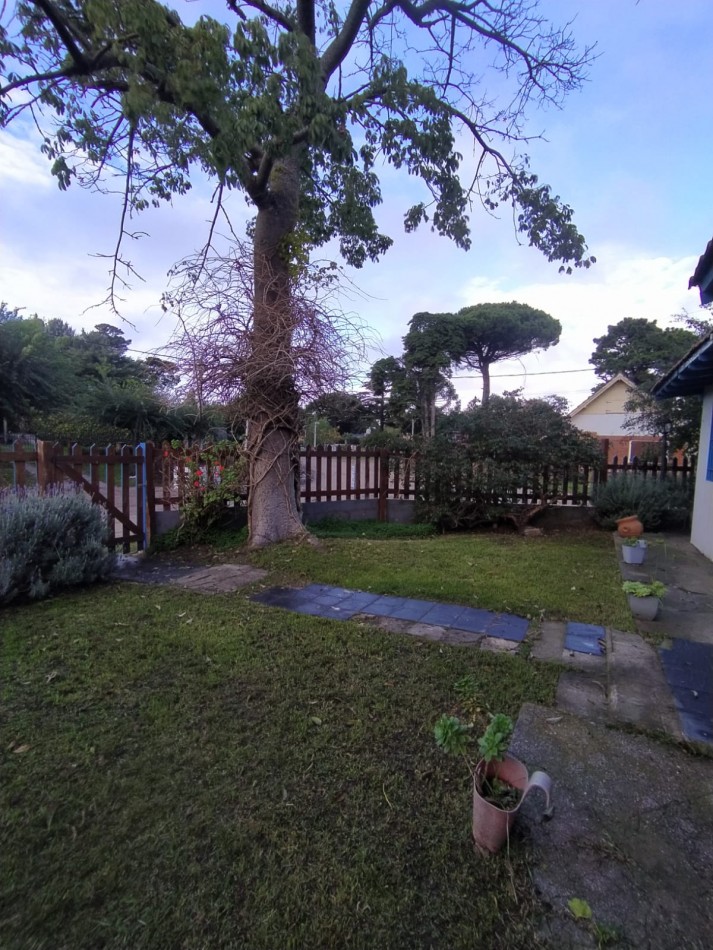 Casa en VENTA en zona residencial a refaccionar - Apta Credito