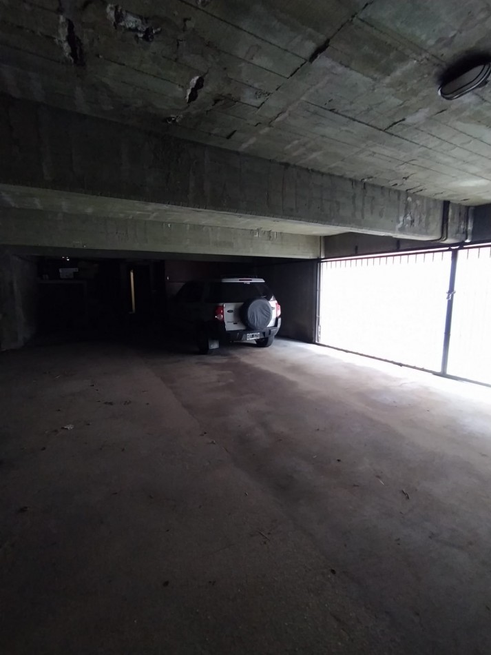 DEPARTAMENTO 2 AMBIENTES EN VENTA - GESELL CENTRO - VISTA AL MAR - COCHERA - TODOS LOS SERVICIOS 