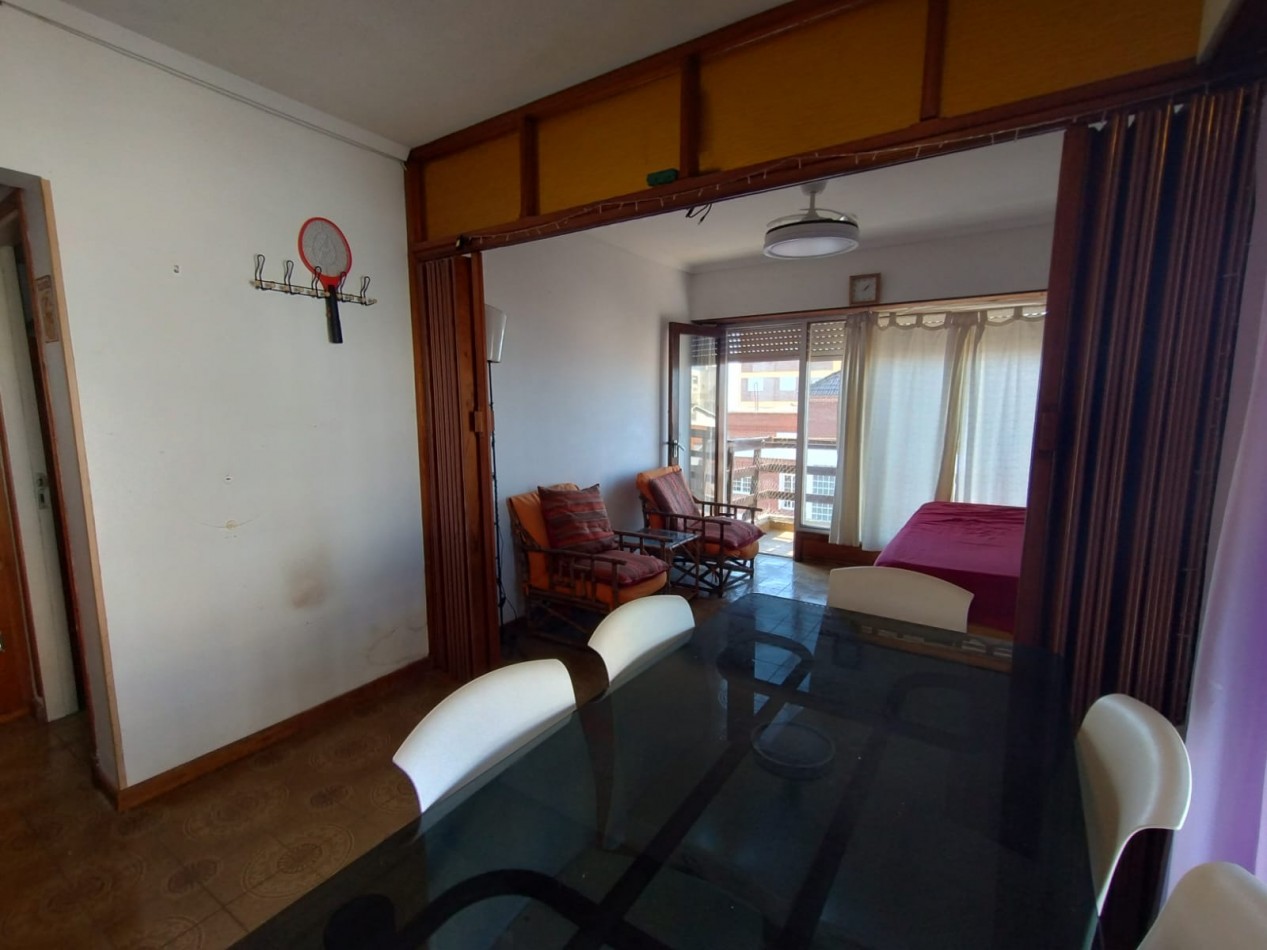 DEPARTAMENTO 2 AMBIENTES EN VENTA - GESELL CENTRO - VISTA AL MAR - COCHERA - TODOS LOS SERVICIOS 