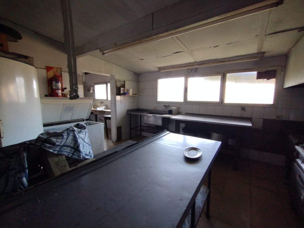 LOCAL GASTRONOMICO EN VENTA - EQUIPADO LISTO PARA TRABAJAR