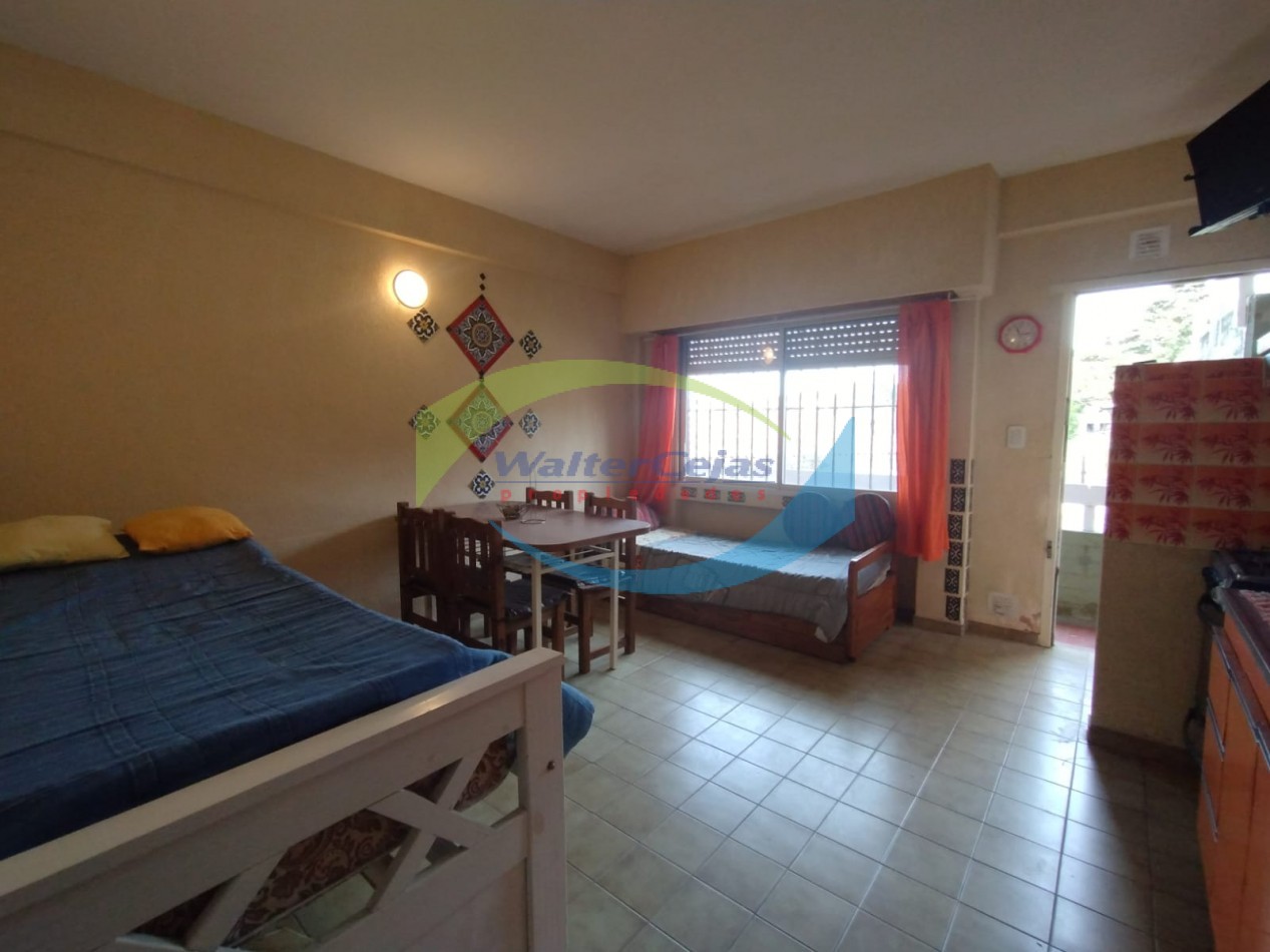 DEPARTAMENTO 2 AMBIENTES CON GAS NATURAL