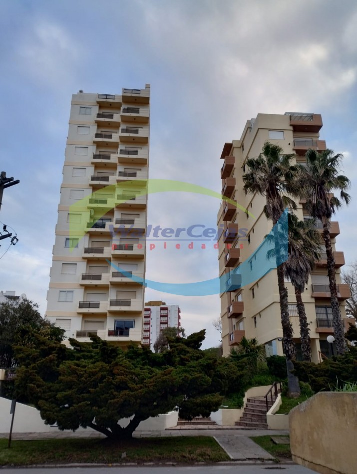 GESELL CENTRO - DEPARTAMENTO 2 AMBIENTES C/COCHERA Y VISTA AL MAR 
