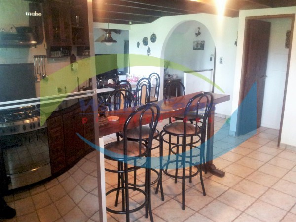 CASA 4 AMBIENTES 