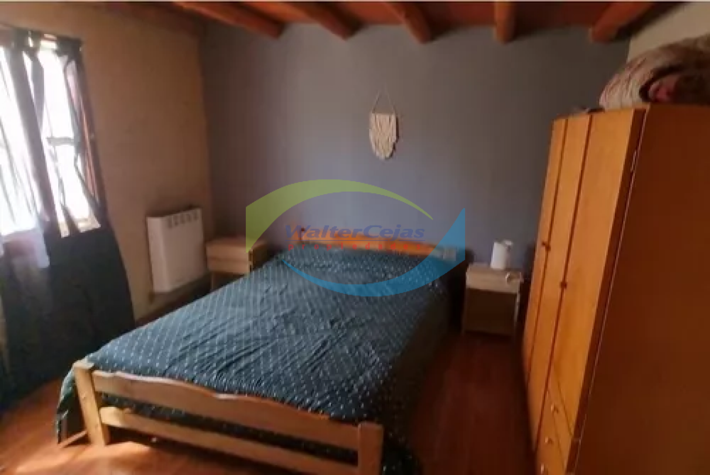 CASA 4 AMBIENTES CON GAS NATURAL BARRIO LA CARMENCITA - APTA CREDITO BANCARIO -