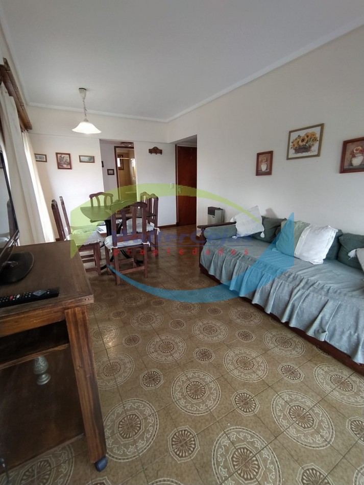 HERMOSO DEPARTAMENTO 2 AMBIENTES  EN EL CENTRO DE GESELL - COCHERA - GAS NATURAL - VISTA AL MAR