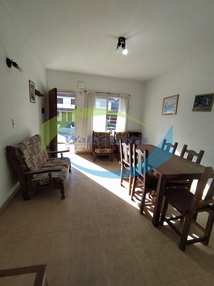 TRIPLEX 4 AMBIENTES 