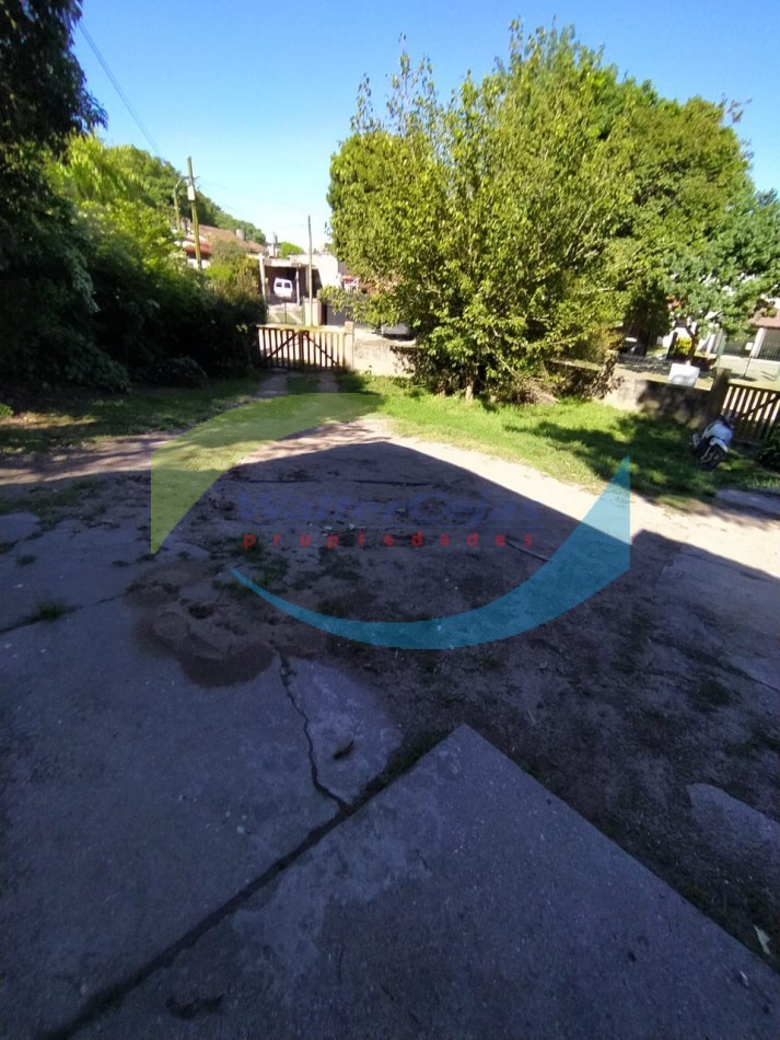 Casa 3 Ambientes en Alquiler Anual - Zona Centro