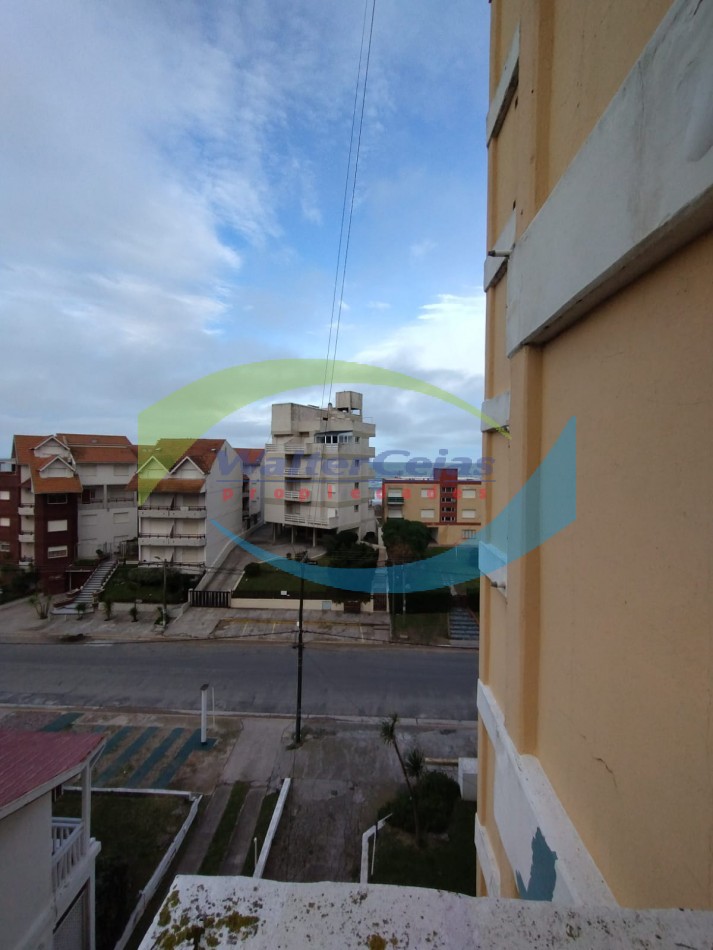 GESELL CENTRO - DEPARTAMENTO 2 AMBIENTES EN VENTA - CON GAS NATURAL 
