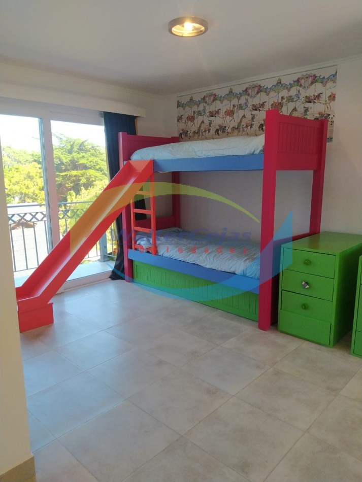CASA 7 AMBIENTES 