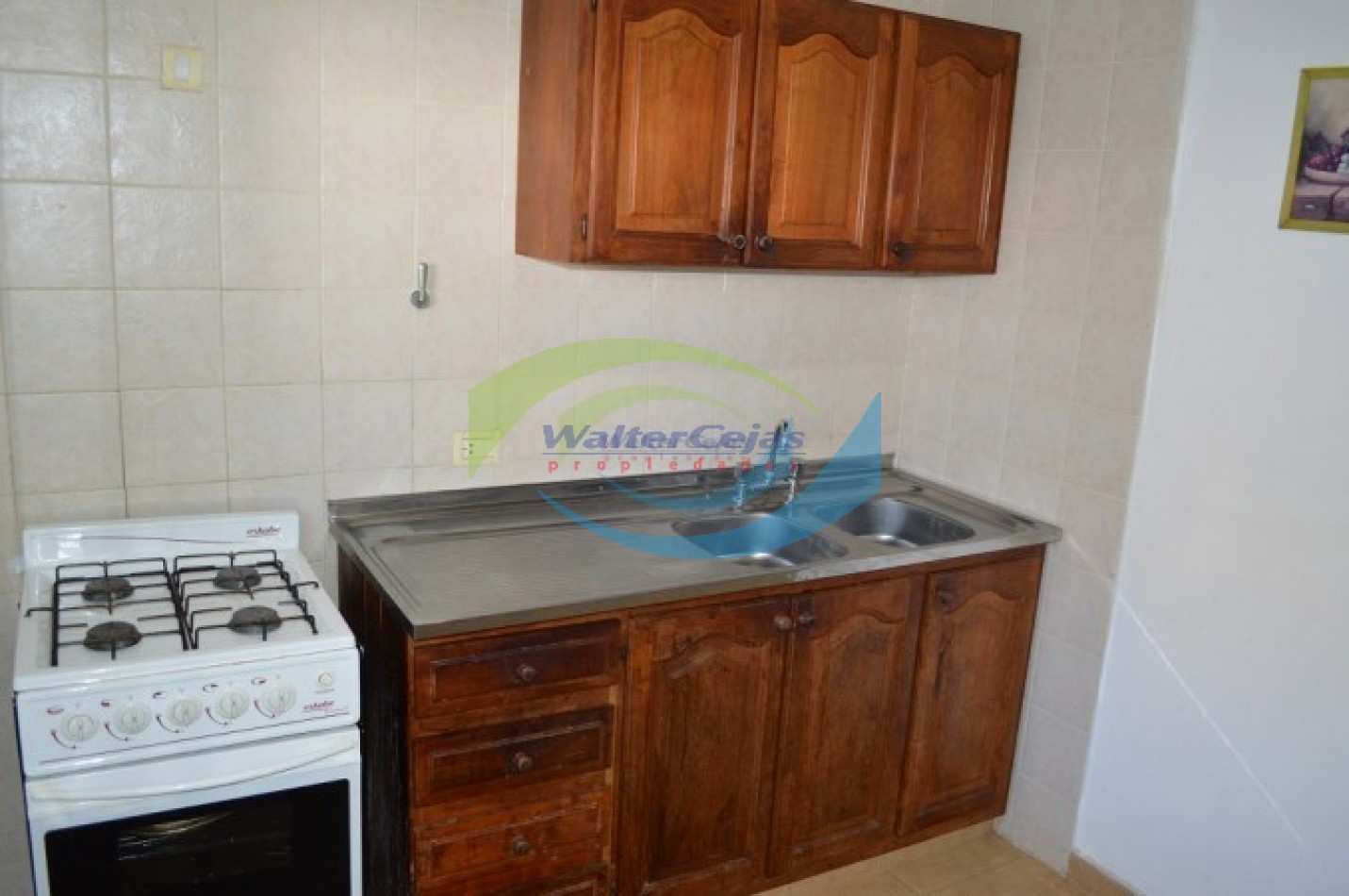 TRIPLEX 4 AMBIENTES CON TODOS LOS SERIVICIOS - VISTA AL MAR UNIDAD 2