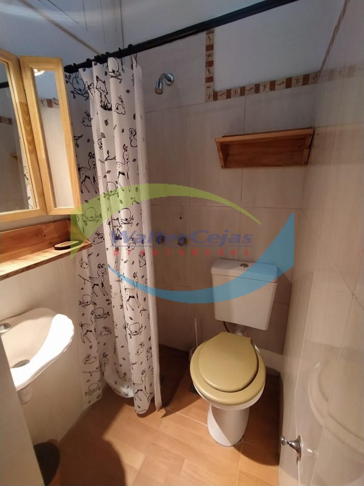 DEPARTAMENTO 2 AMBIENTES - ALQUILER ANUAL - 1 O 2 PERSONAS