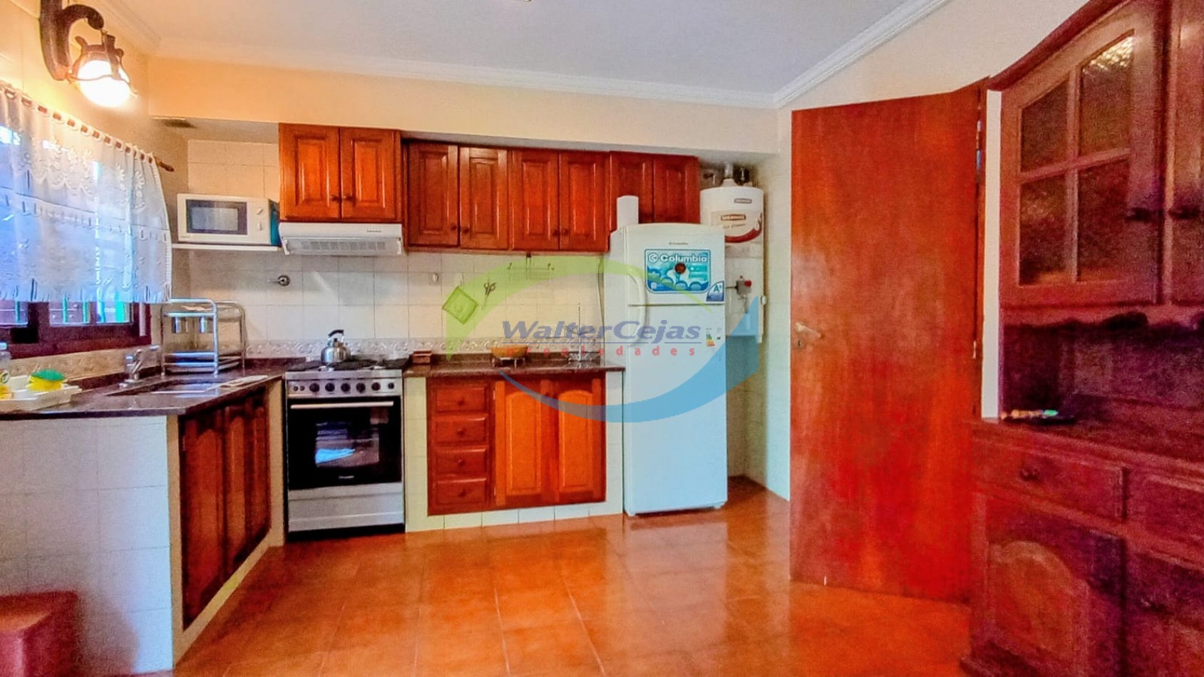 TRIPLEX 4 AMBIENTES 