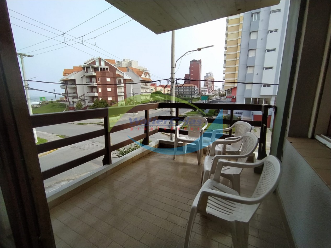 HERMOSO DEPARTAMENTO 2 AMBIENTES  EN EL CENTRO DE GESELL - COCHERA - GAS NATURAL - VISTA AL MAR