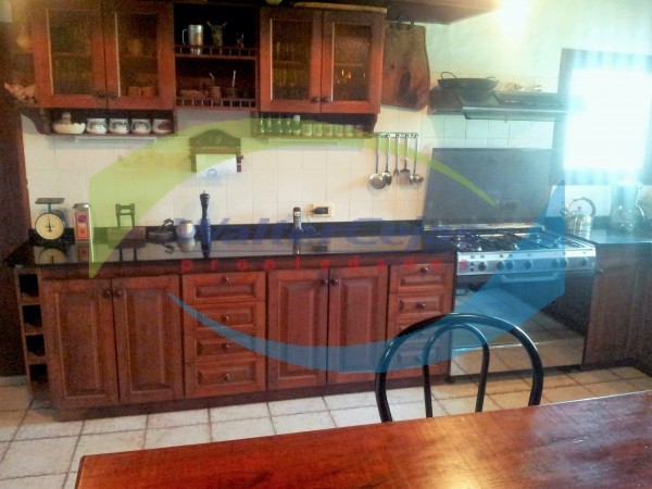 CASA 4 AMBIENTES 