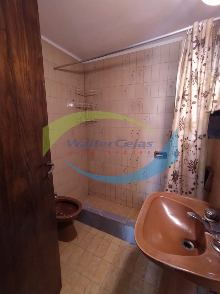 Departamento 2 ambientes con Gas Natural - alquiler Anual