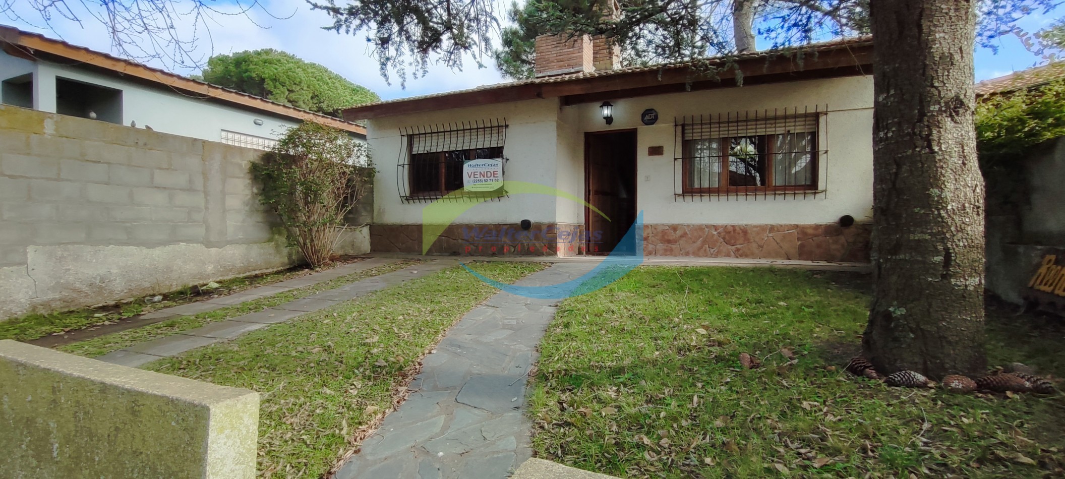 CHALET (PH) EN ZONA RESIDENCIAL 3  AMBIENTES C/GAS NATURAL APTO CREDITO BANCARIO