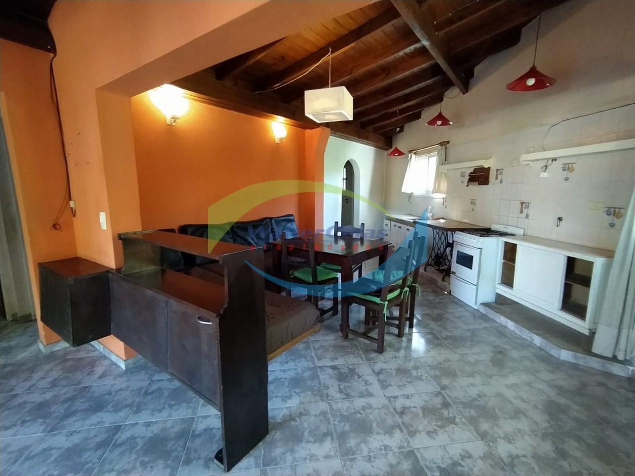 Casa 3 Ambientes en Alquiler Anual - Zona Centro