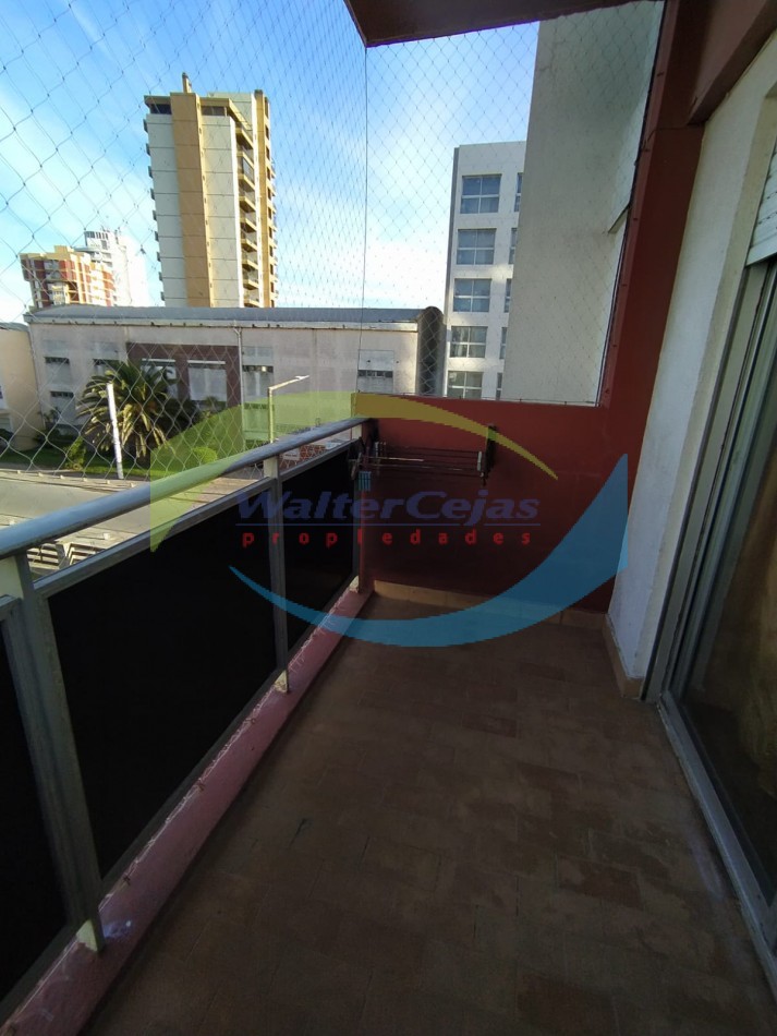 DEPARTAMENTO 2 AMBIENTES C/COCHERA EN PLENO CENTRO DE GESELL