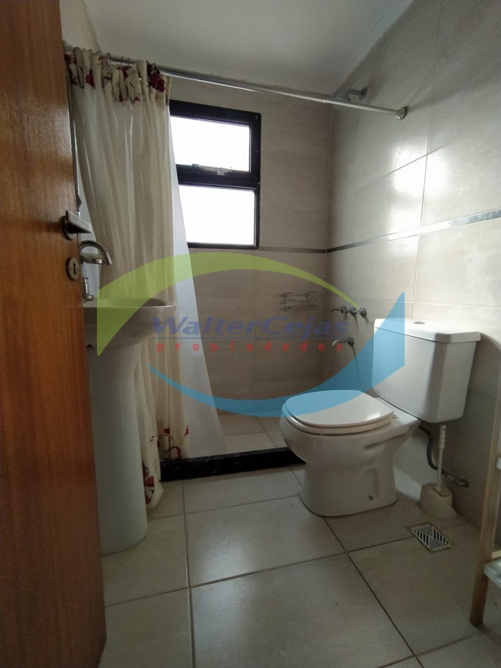 DEPARTAMENTO 2 AMBIENTES EN 1° PISO - GESELL CENTRO - 