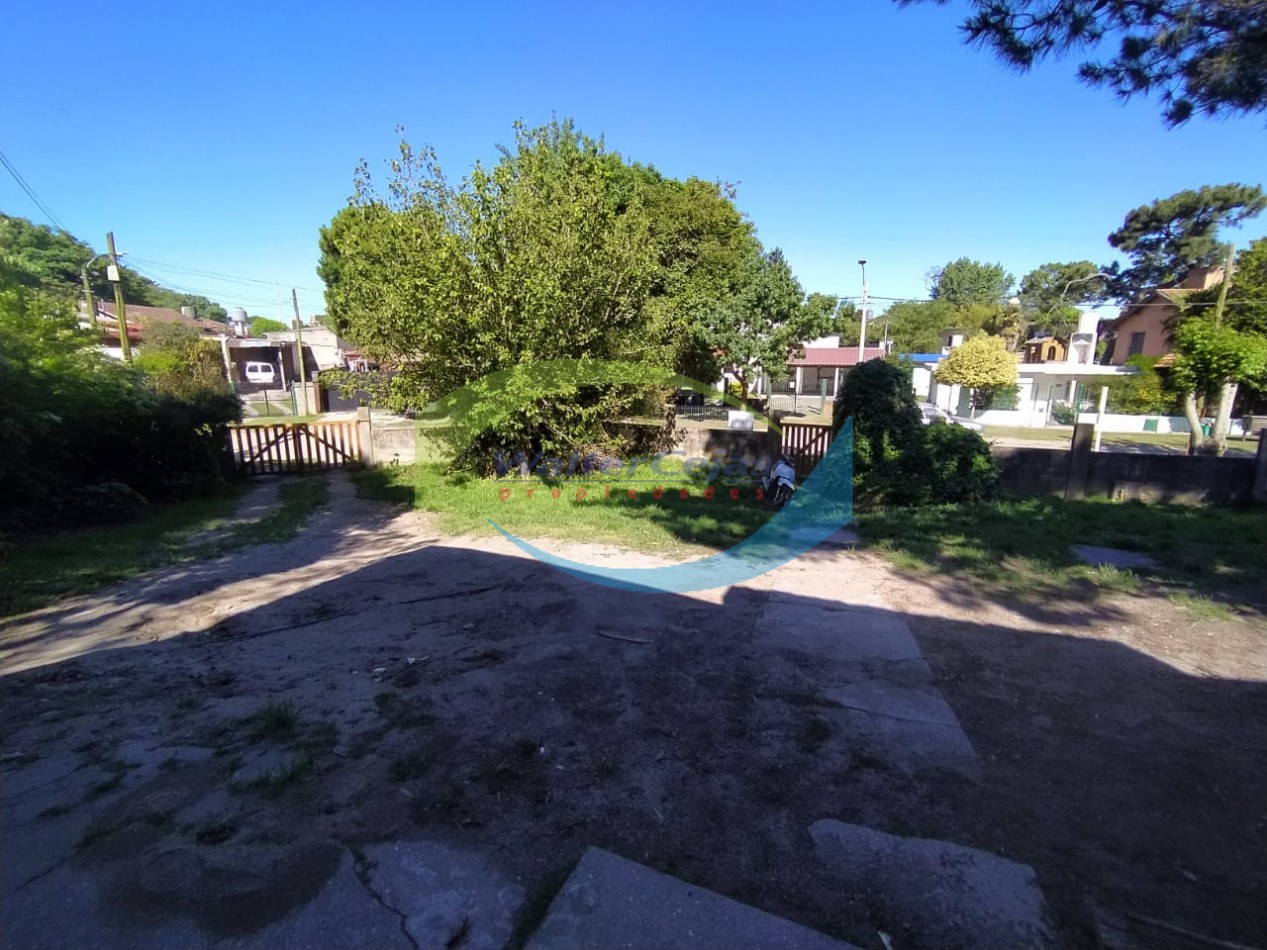 Casa 3 Ambientes en Alquiler Anual - Zona Centro