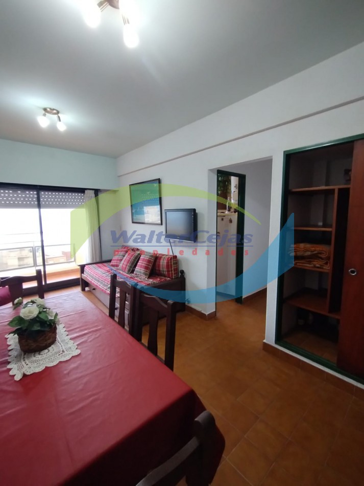GESELL CENTRO - DEPARTAMENTO 2 AMBIENTES C/COCHERA Y VISTA AL MAR 