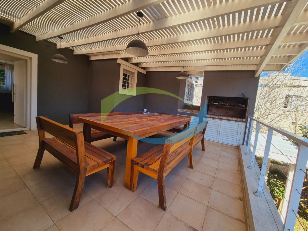 CASA 3 AMBIENTES 