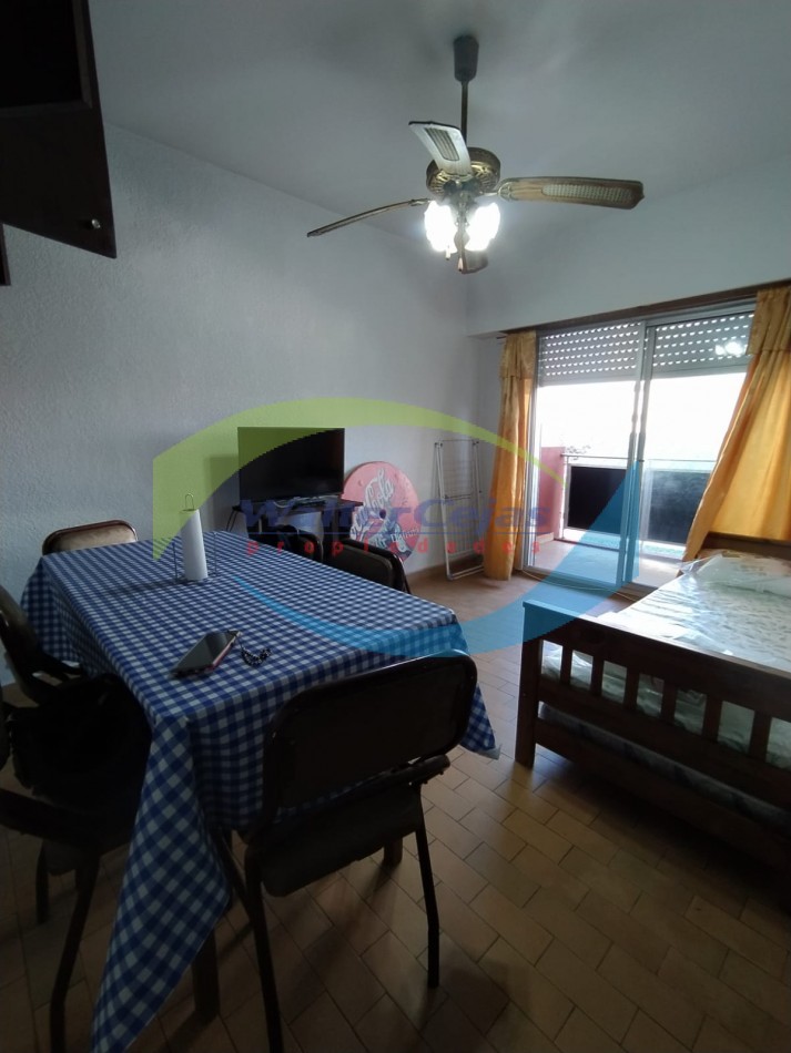 DEPARTAMENTO 2 AMBIENTES C/COCHERA EN PLENO CENTRO DE GESELL