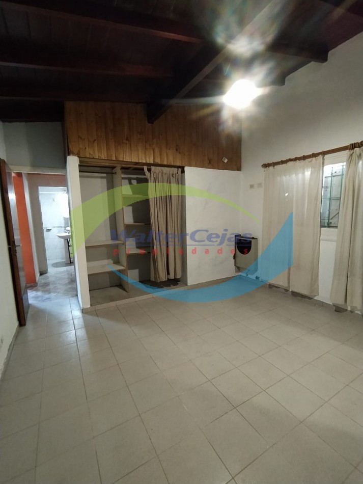 Casa 3 Ambientes en Alquiler Anual - Zona Centro