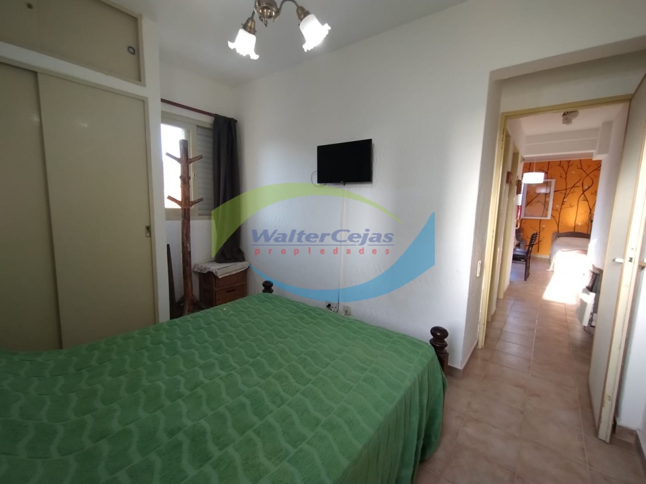 HERMOSO DEPARTAMENTO 2 AMBIENTES - GESELL CENTRO - GAS NATURAL Y COCHERA 