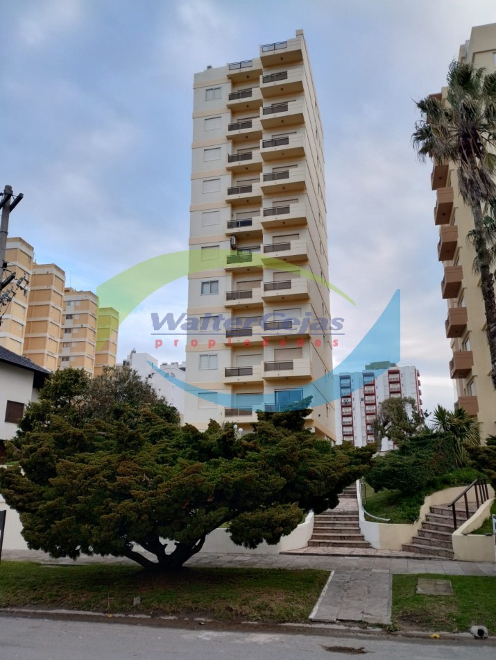 GESELL CENTRO - DEPARTAMENTO 2 AMBIENTES C/COCHERA Y VISTA AL MAR 