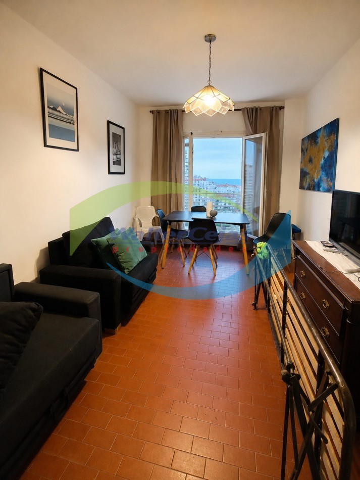 GESELL CENTRO - DEPARTAMENTO 2 AMBIENTES EN VENTA - VISTA AL MAR 