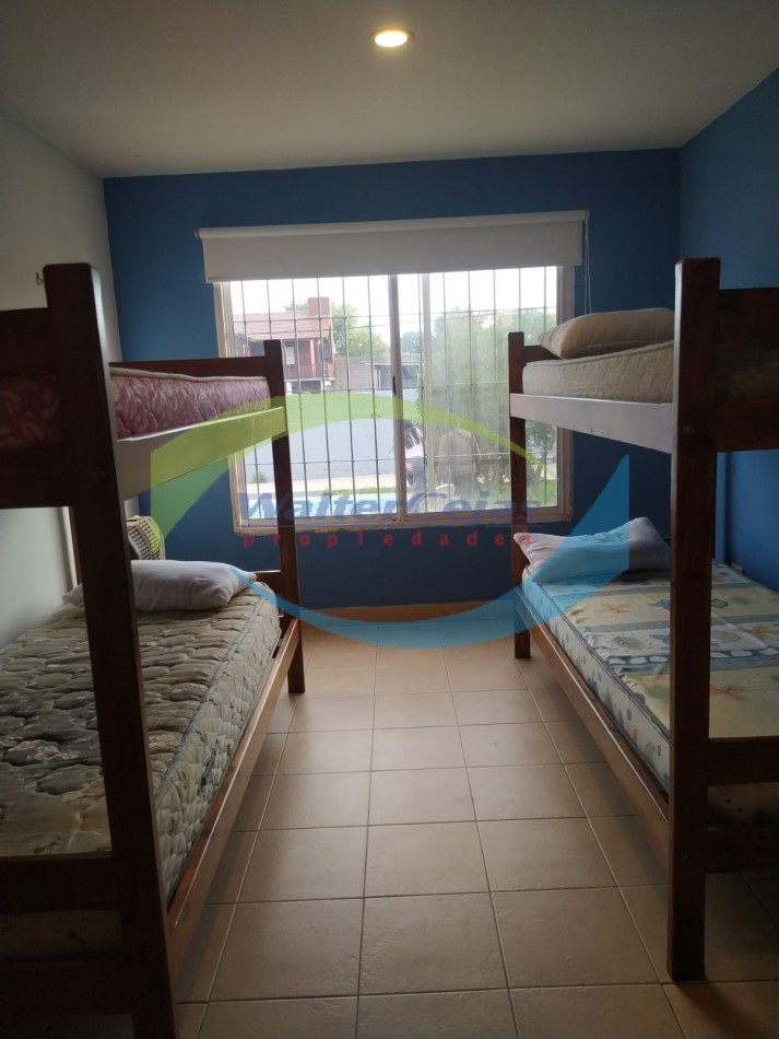 CASA 4 AMBIENTES 