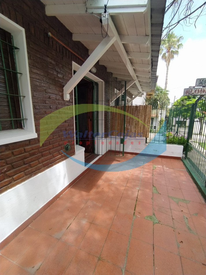 DEPARTAMENTO 2 AMBIENTES - ALQUILER ANUAL - 1 O 2 PERSONAS