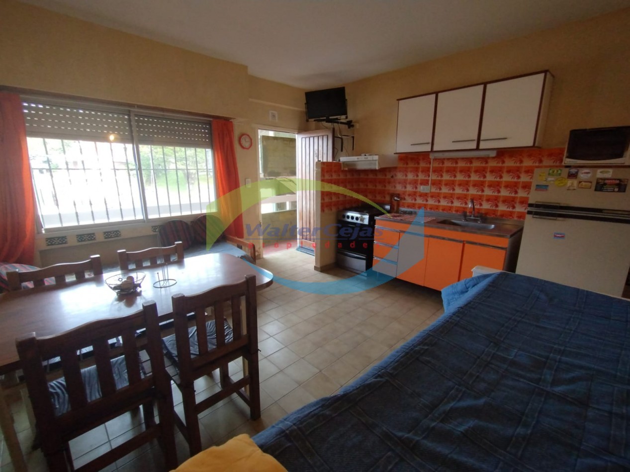 DEPARTAMENTO 2 AMBIENTES CON GAS NATURAL
