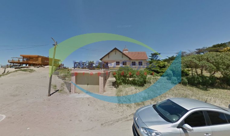 PROPIEDAD UNICA EN BARRIO NORTE - IDEA DESARROLLO DE CATEGORIA 