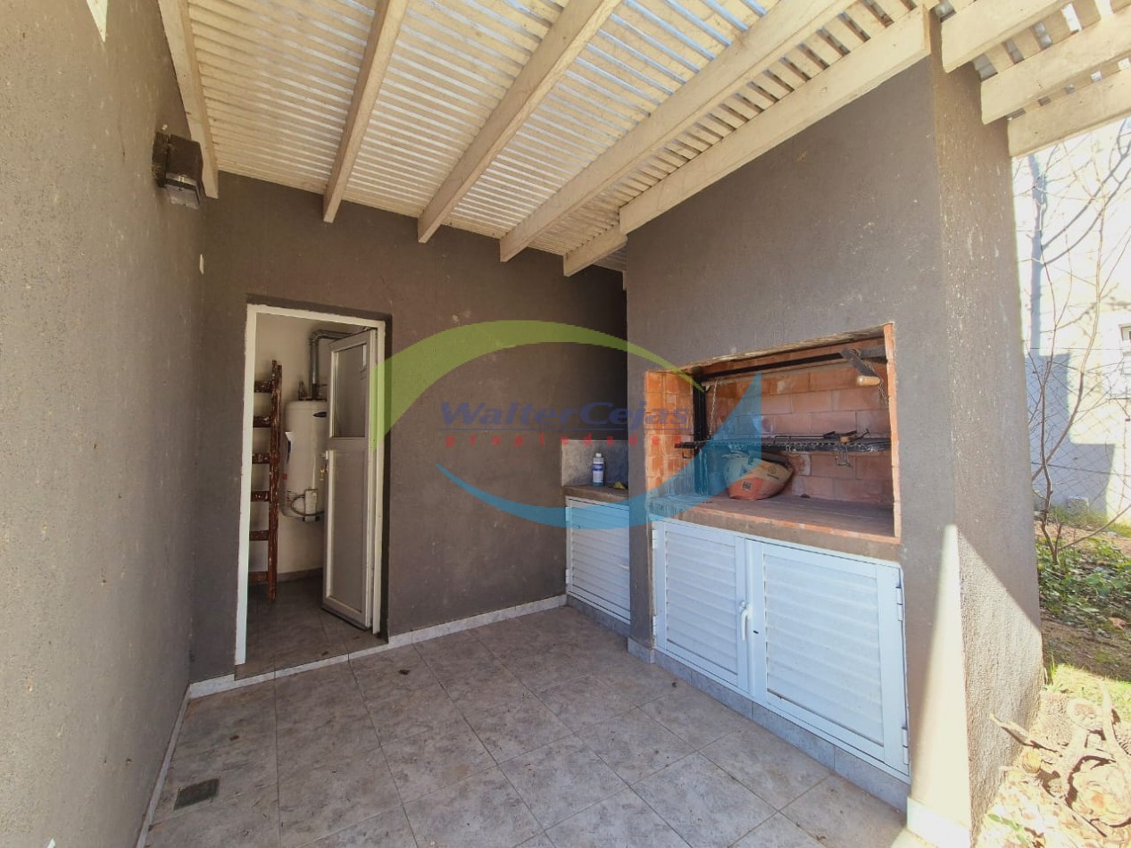 CASA 3 AMBIENTES 