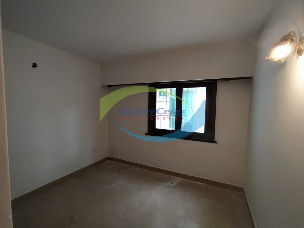 Departamento 2 ambientes con Gas Natural - alquiler Anual