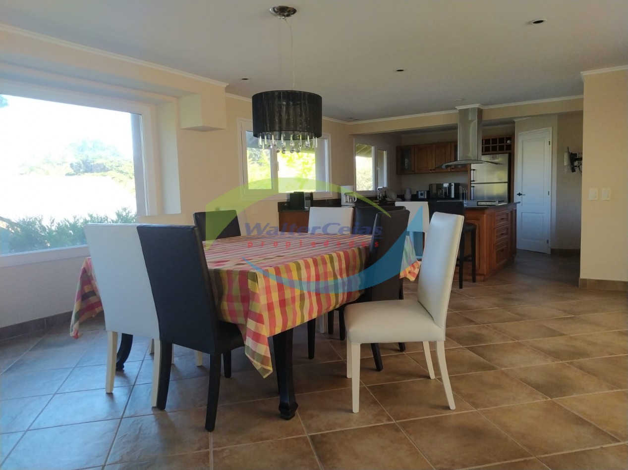 CASA 7 AMBIENTES 