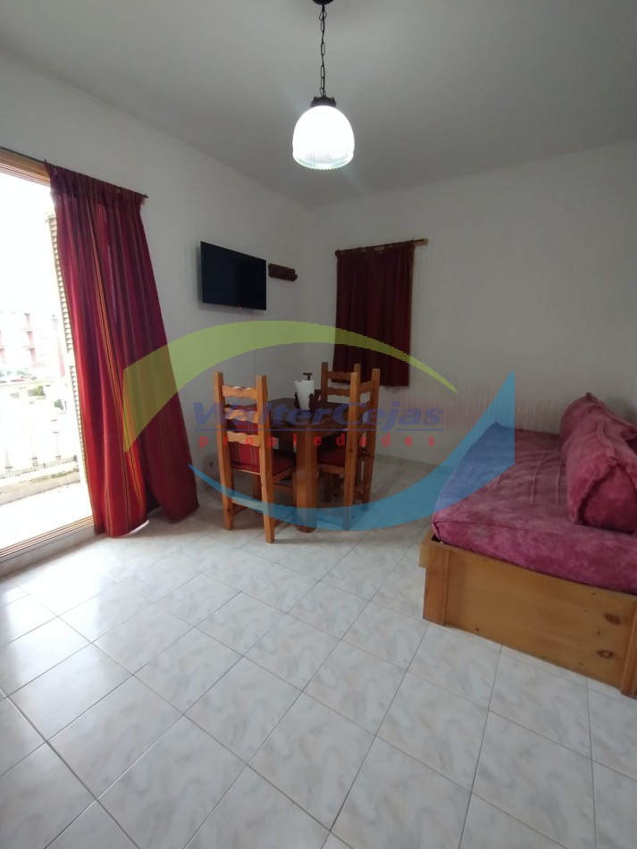 GESELL CENTRO - DEPARTAMENTO 2 AMBIENTES EN VENTA - CON GAS NATURAL 